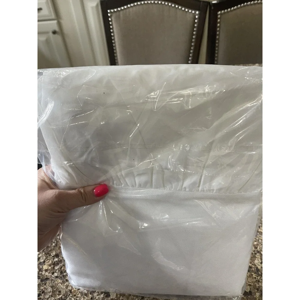 California King‎ Ivory Bed Skirt NEW In Package